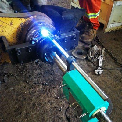 Boring lasmachine